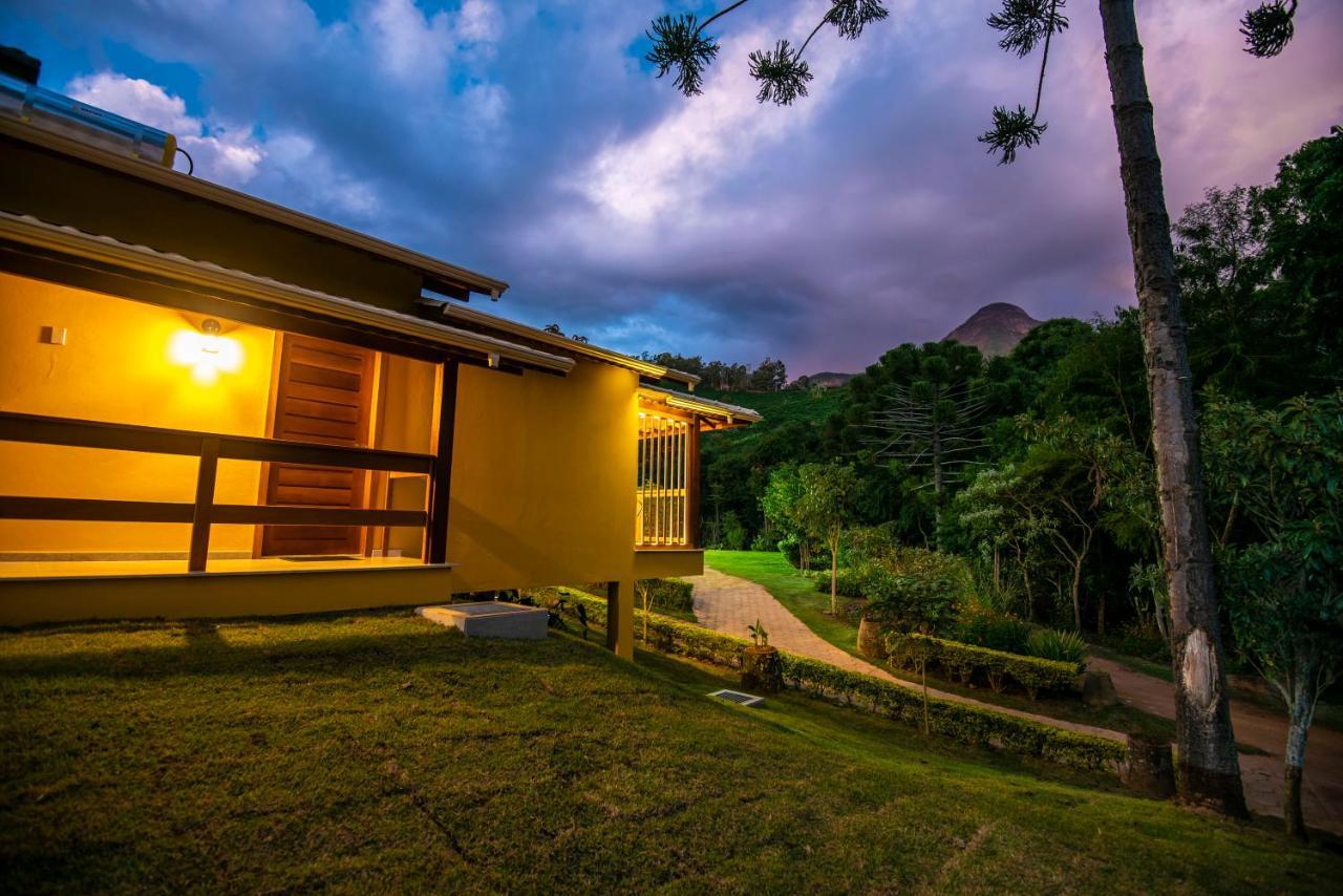 Hospedagem Santa Rita Espera Feliz Exterior photo